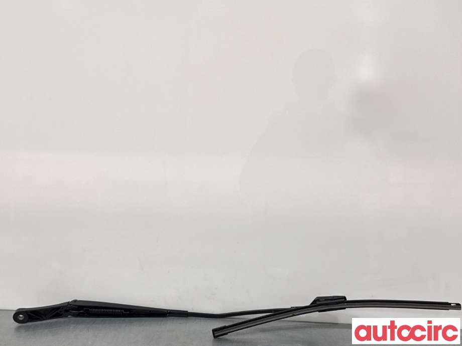 Viskerarmer frontrute til VW Passat 2015-2019 (Fase 1) (B8) (B8) (VOLKSWAGEN|3G1955410|)