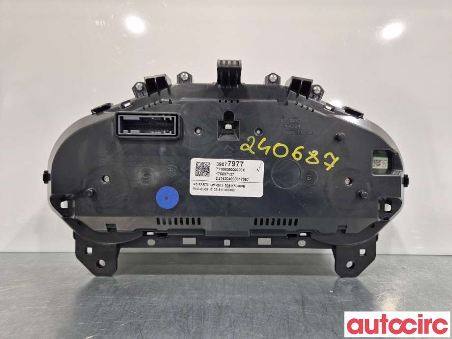 Instrumentpanel til Opel Astra K 2015-->>  (OPEL|39125901|39077977)