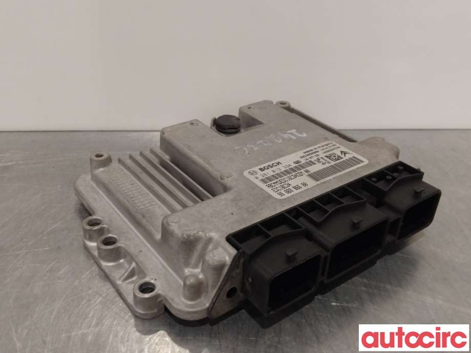Styreenhet motor til Peugeot 5008 2010-2017 (Type I)  (PEUGEOT|1943SZ|9653958980)