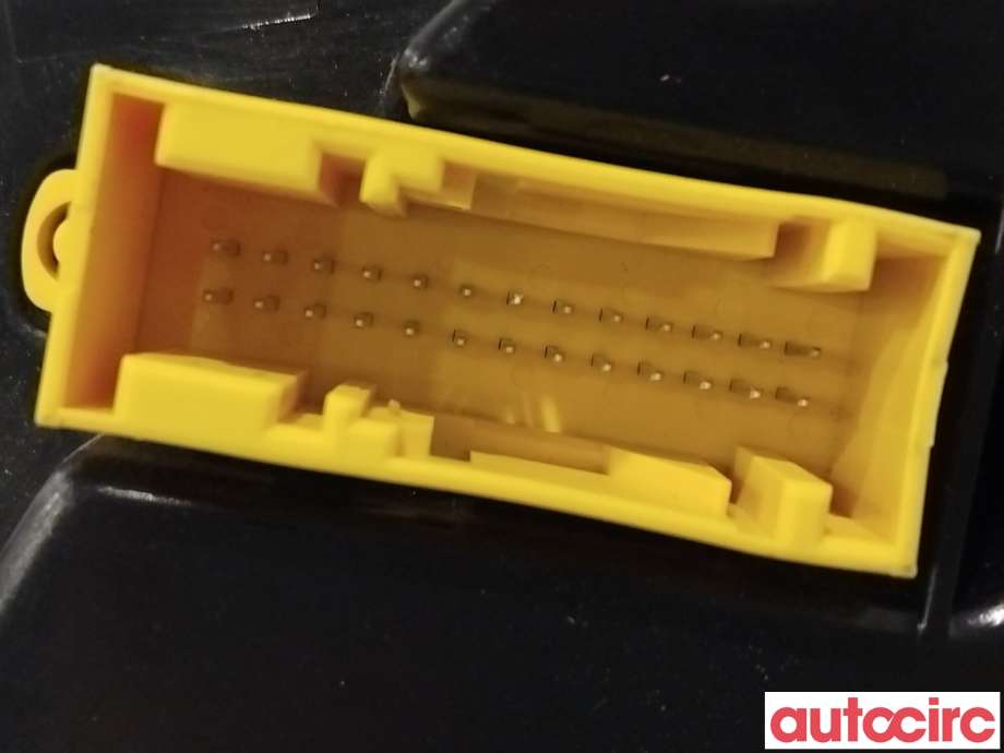 Instrumentpanel til Peugeot 5008 2010-2017 (Type I)  (PEUGEOT|6103Y4|9666276380)