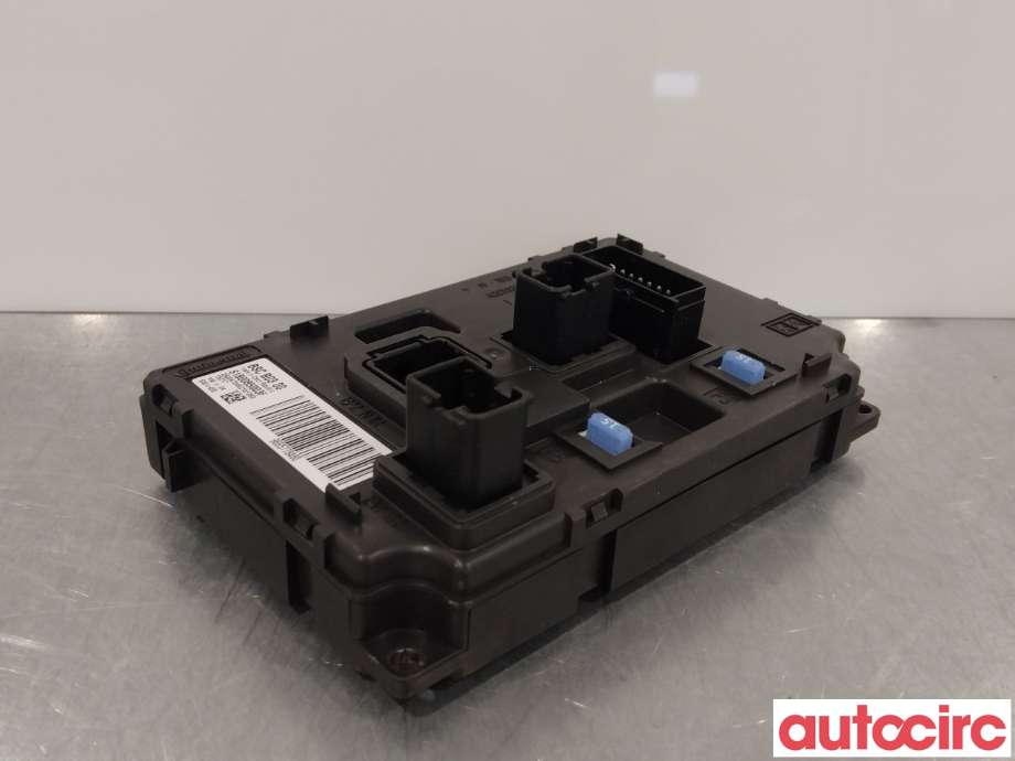 Sikringsboks til Peugeot Expert 2007-2016 (Type II)  (PEUGEOT|9665778480)