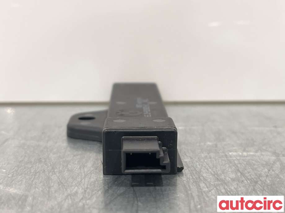 Antenne forsterker til BMW 5-Serie 2017-->> (G30/G31) (G30/G31) (BMW|65209220832)