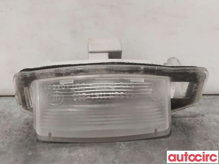 Skiltlys til Mitsubishi Outlander 2015-->> (Type III, Fase 2) (MITSUBISHI|8341A009|)