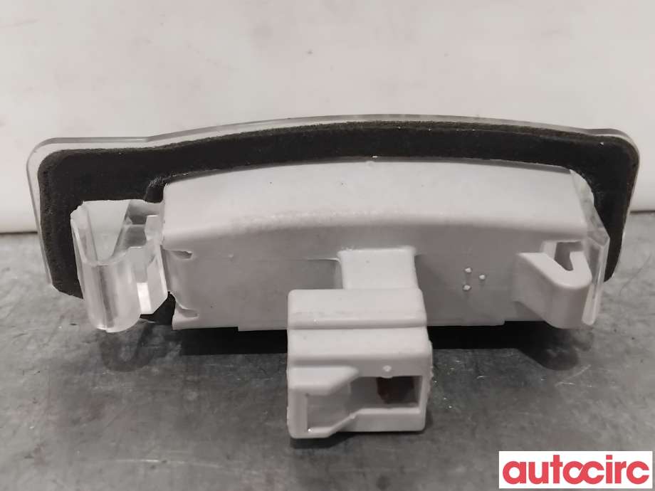 Skiltlys til Mitsubishi Outlander 2015-->> (Type III, Fase 2) (MITSUBISHI|8341A009|)
