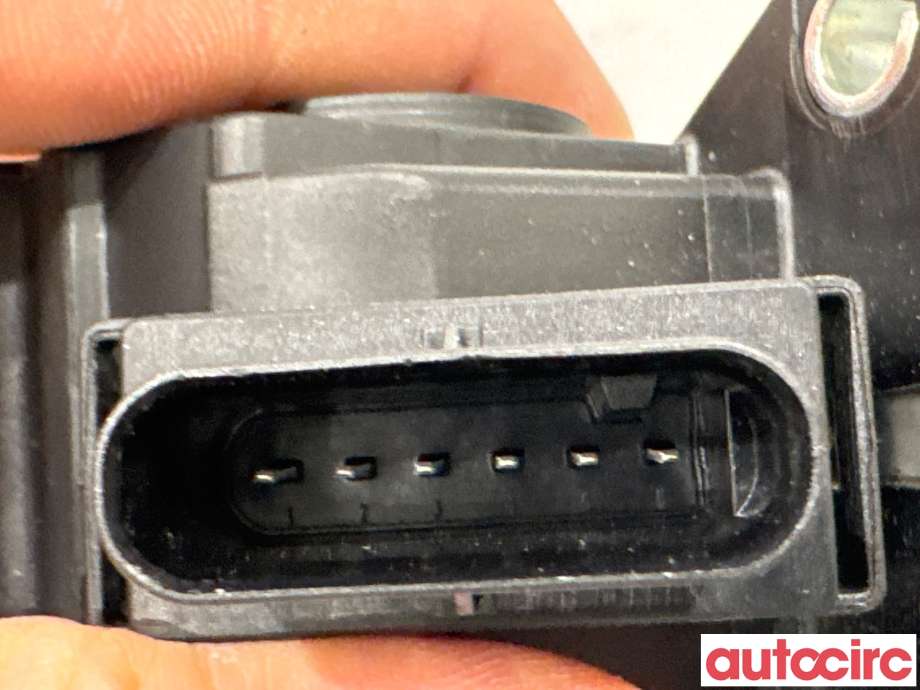 Pedal gass til Mercedes Vito 2014-->> (W447) (W447) (MERCEDES|A9073010500|028075502P)