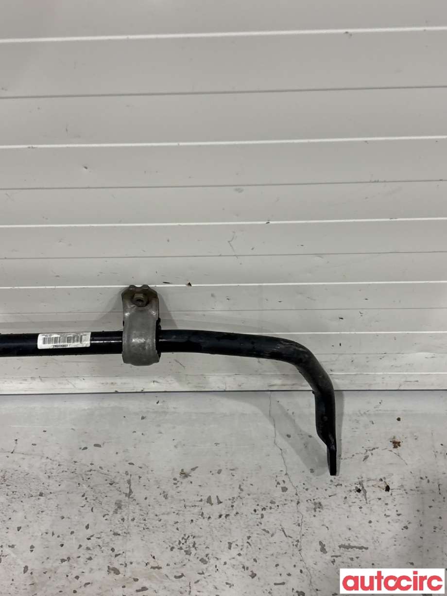 Stabilisatorstag foran til VW Passat 2015-2019 (Fase 1) (B8) (B8) (VOLKSWAGEN|3Q0411303R|)