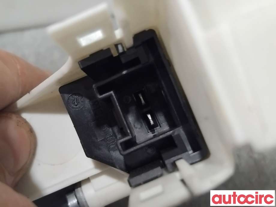 Ruteheis høyre bak til Audi A4 2007-2014 (Type IV) (B8) (B8) (AUDI|8K0959812A|1101-919813-201)
