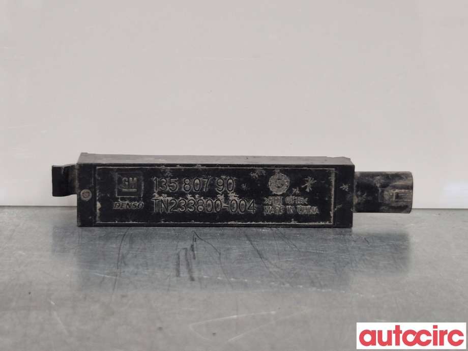 Antenne forsterker til Opel Astra K 2015-->> (OPEL|13580790)