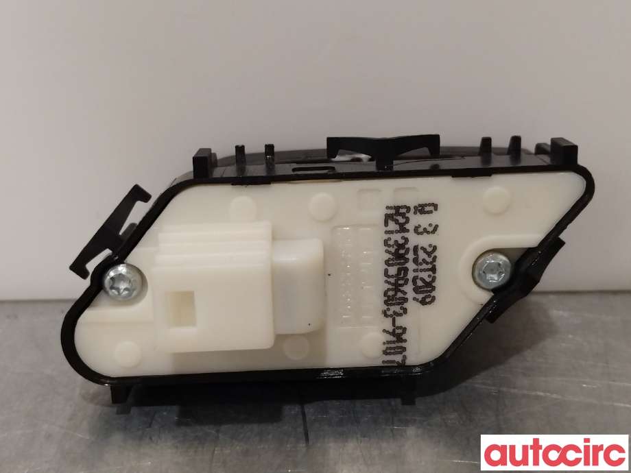 Bryter diverse til Mercedes Sprinter 2013-2018 (Fase 2) (906) (906) (MERCEDES|A2139059603)