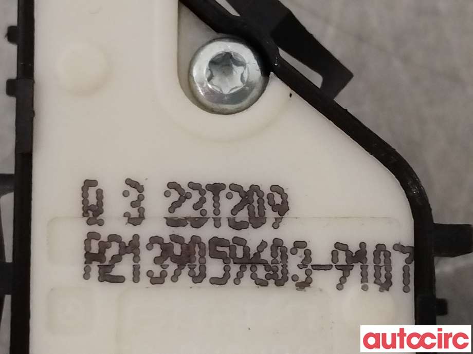Bryter diverse til Mercedes Sprinter 2013-2018 (Fase 2) (906) (906) (MERCEDES|A2139059603)