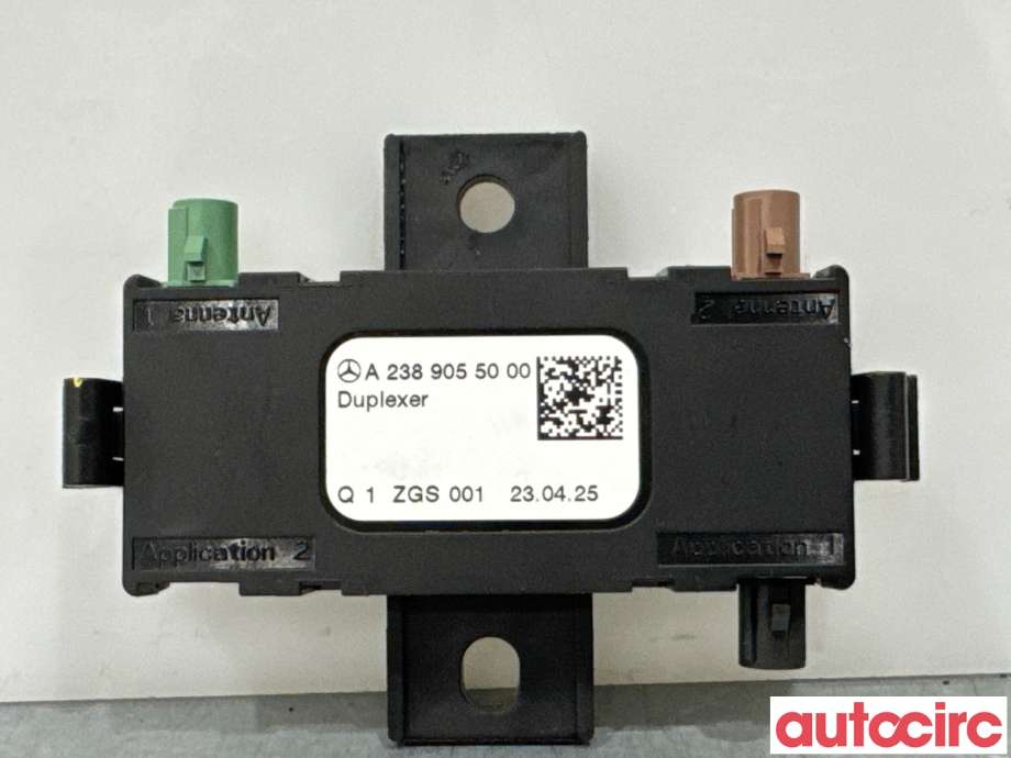 Diverse deler til Mercedes Vito, 2014-->> (W447) (W447) (MERCEDES|A2389055000)