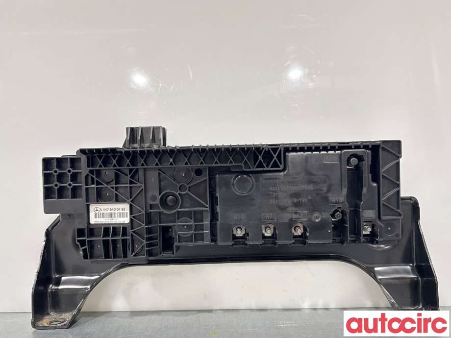 Sikringsboks til Mercedes Vito, 2014-->> (W447) (W447) (MERCEDES|A4475400492)