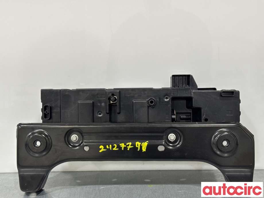 Sikringsboks til Mercedes Vito 2014-->> (W447) (W447) (MERCEDES|A4475400492|)