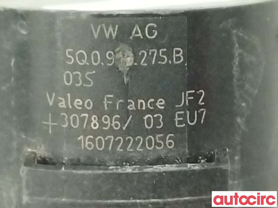 Parkeringssensor foran til VW Passat 2015-2019 (Fase 1) (B8) (B8) (VOLKSWAGEN|5Q0919275B)