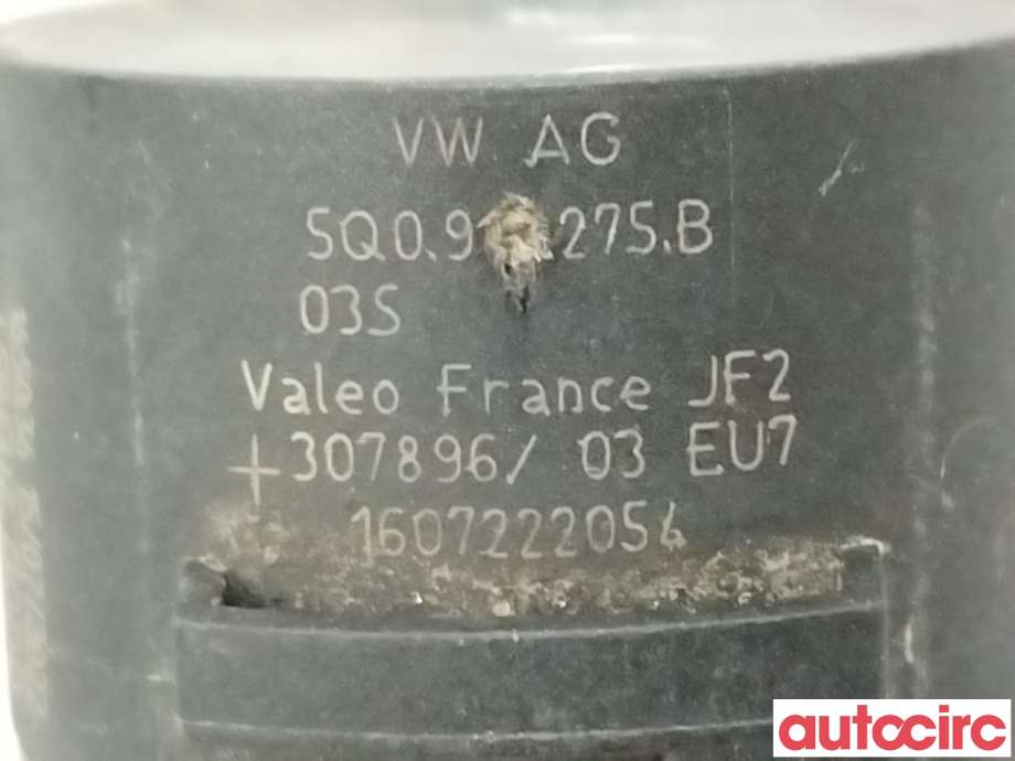 Parkeringssensor foran til VW Passat 2015-2019 (Fase 1) (B8) (B8) (VOLKSWAGEN|5Q0919275B)