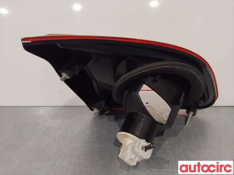 Baklykt høyre indre til Nissan Qashqai 2010-2014 (Type I, Fase 2)  (NISSAN|26550BR01A)