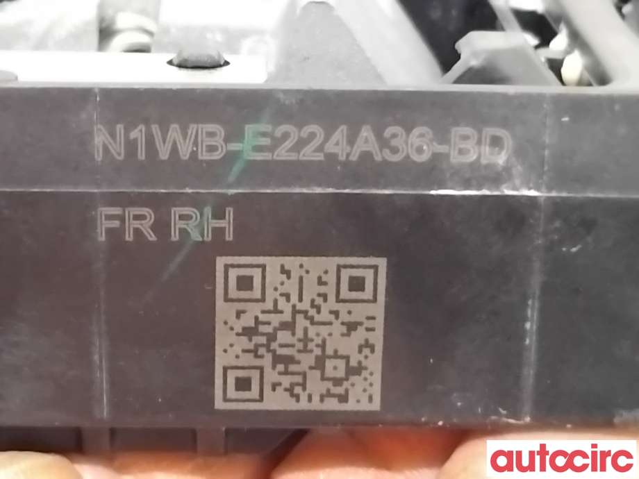 Dørhåndtak utv høyre foran til Ford Ranger / Ranger Raptor 2015-2022  (FORD|2663535|N1WB-E22A36-BD|2611705)