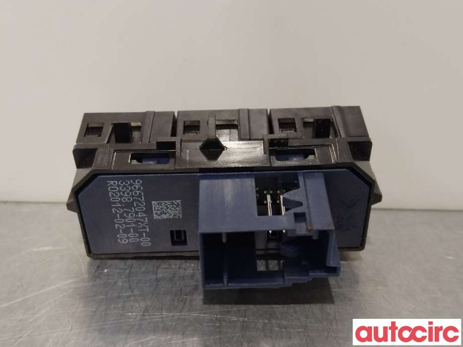 Bryter diverse til Peugeot 3008 2009-2016 (Type I)  (PEUGEOT|96672047XT)