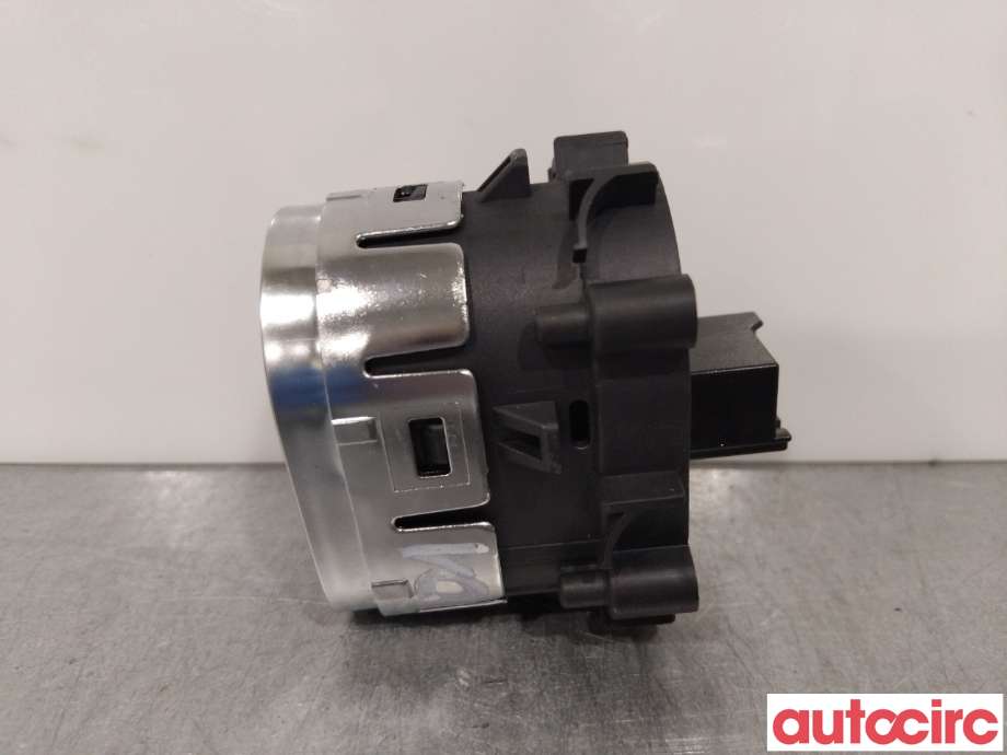 Bryter start/stopp til Mercedes Sprinter 2013-2018 (Fase 2) (906) (906) (MERCEDES|A1779051001|23T165Q52241)