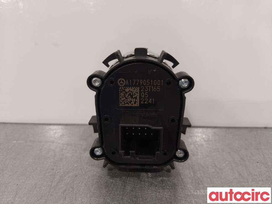 Bryter start/stopp til Mercedes Sprinter 2013-2018 (Fase 2) (906) (906) (MERCEDES|A1779051001|23T165Q52241)