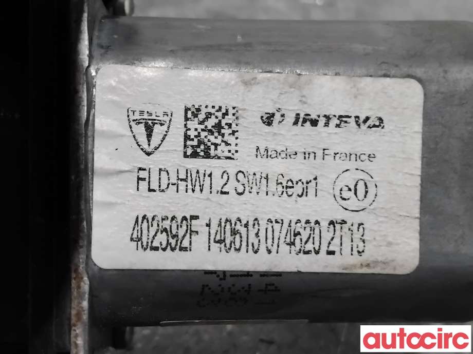 Ruteheis venstre foran til Tesla Model S 2013-2016 (Fase 1)  (TESLA|6006551-00-G|402592F|)