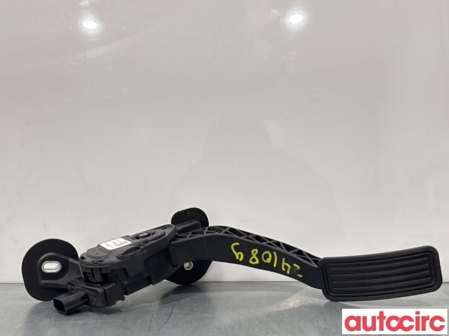 Pedal gass til Tesla Model X 2016-->>  (TESLA|1005307-00-A||6PV933370-17)