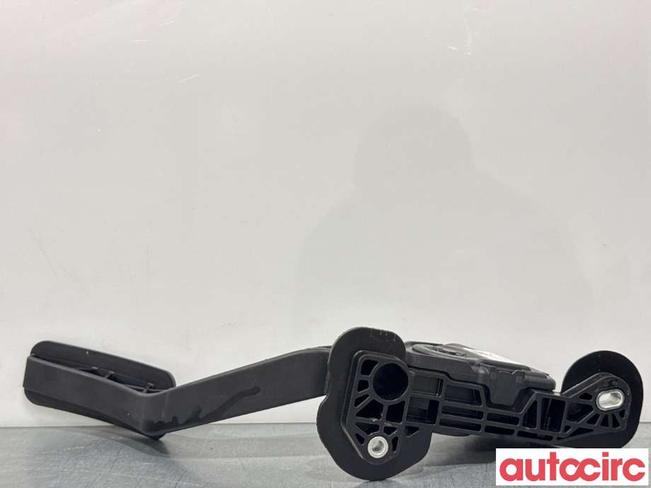 Pedal gass til Tesla Model X 2016-->>  (TESLA|1005307-00-A||6PV933370-17)