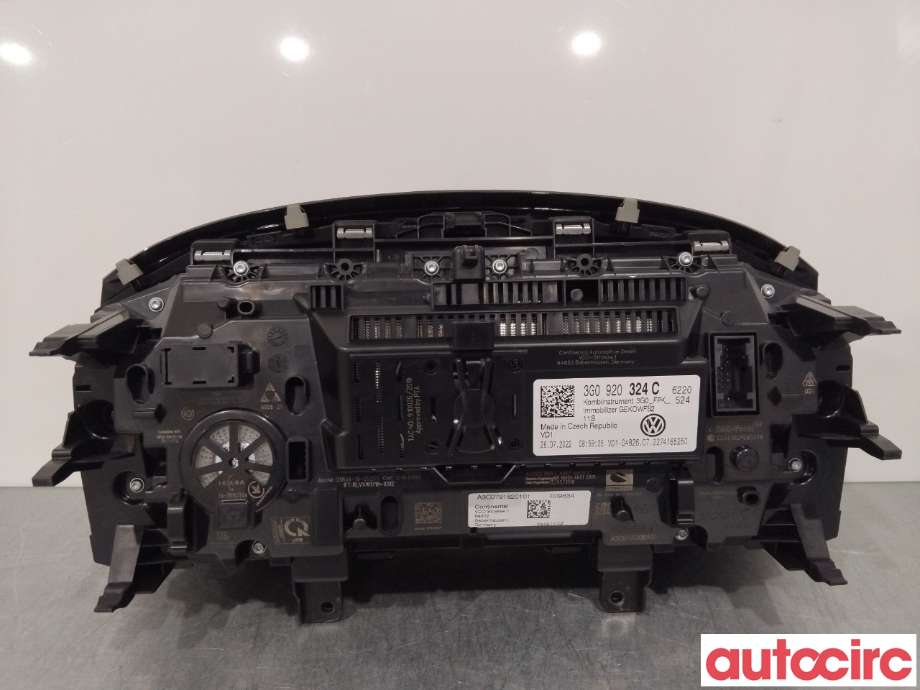 Instrumentpanel til VW Passat 2015-2019 (Fase 1) (B8) (B8) (VOLKSWAGEN|3G0920324C)