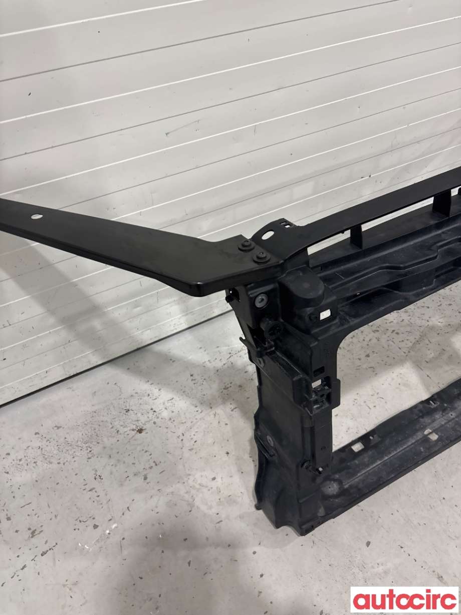 Frontplate til VW Passat 2015-2019 (Fase 1) (B8) (B8) (VOLKSWAGEN|3G0805588AC|)
