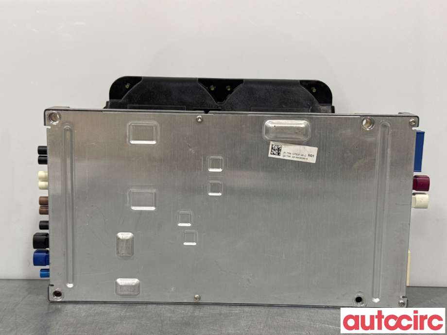 Styreenhet diverse til Tesla Model X 2016-->>  (TESLA|1078321-70-C||1078321-60-C)