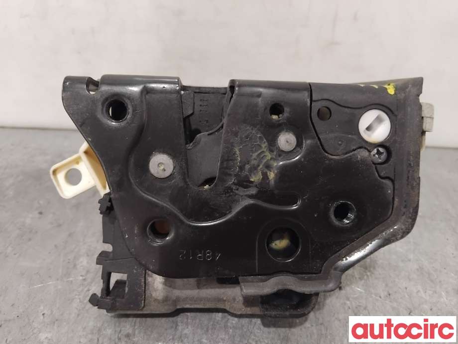 Låsekasse høyre foran til Audi A4 2007-2014 (Type IV) (B8) (B8) (AUDI|8J1837016C||8J1837016E)