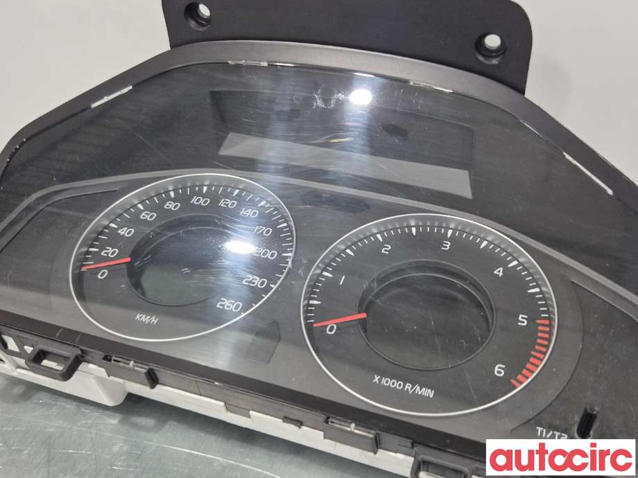 Instrumentpanel til Volvo V70 2007-2013 (Type III, Fase 1)  (VOLVO|36002195)