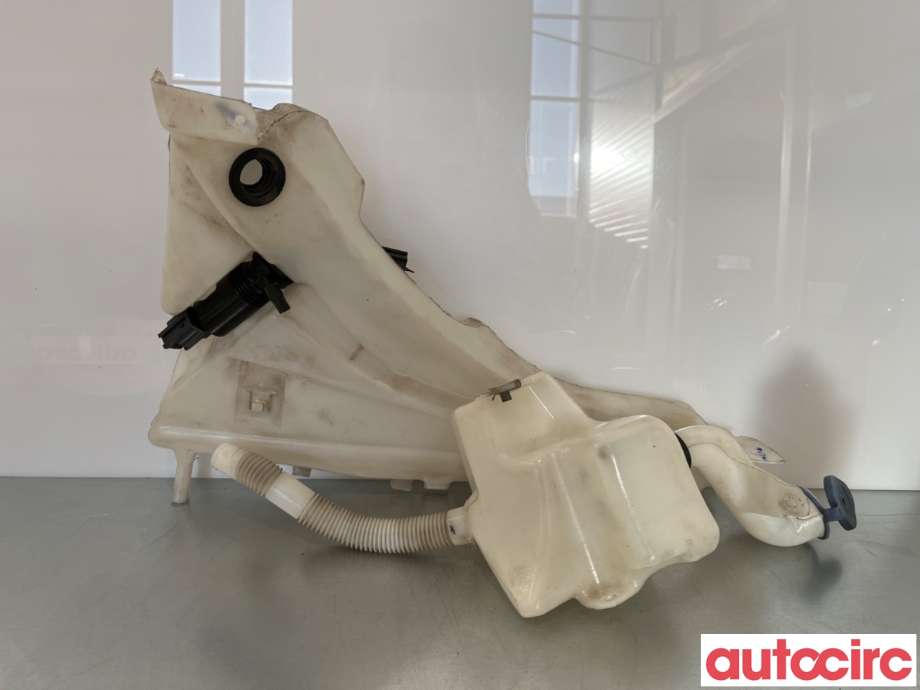 Spylertank til Volvo V50 2007-2012 (Fase 2) (VOLVO|31253164|)
