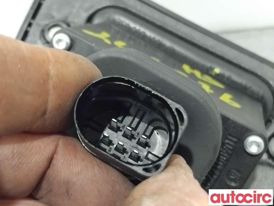 Diverse deler til VW Transporter / Caravelle 2015-2019 (T6) (T6) (VOLKSWAGEN|7E0907438|)