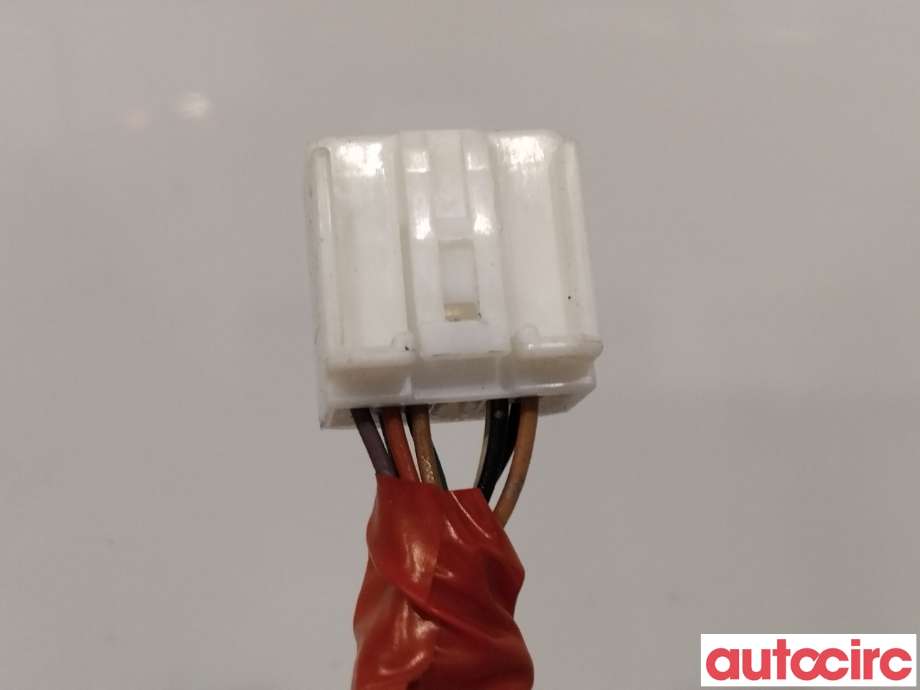 Speil høyre til Toyota Prius +7 2012-2020 (Type III) (stasjonsvogn) (stasjonsvogn) (TOYOTA|8791047320|8791047321)