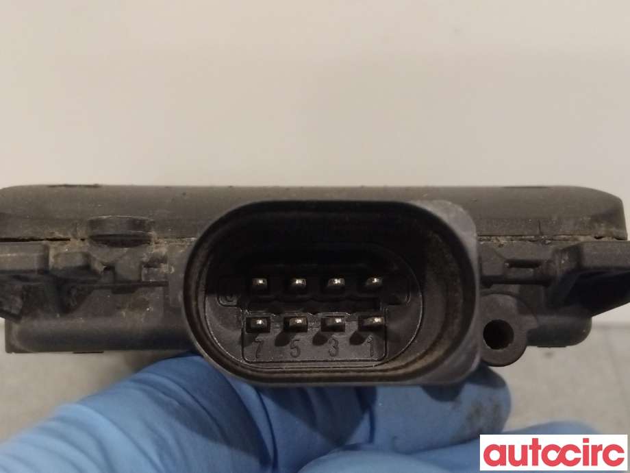 Sensor radar til VW Passat 2015-2019 (Fase 1) (B8) (B8) (VOLKSWAGEN|2Q0907685B|6PZ013498-27)