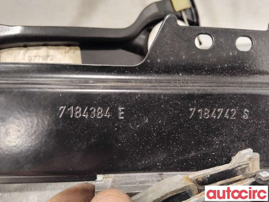 Ruteheis til BMW 5-Serie 2003-2010 (E60/E61) (E60/E61) (BMW|51337184384||7184384)