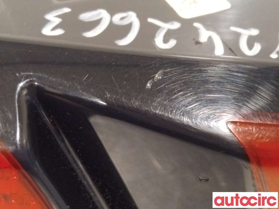 Baklykt venstre indre til Peugeot 3008 2016-->> (Type II)  (PEUGEOT|9810477880|81560101)