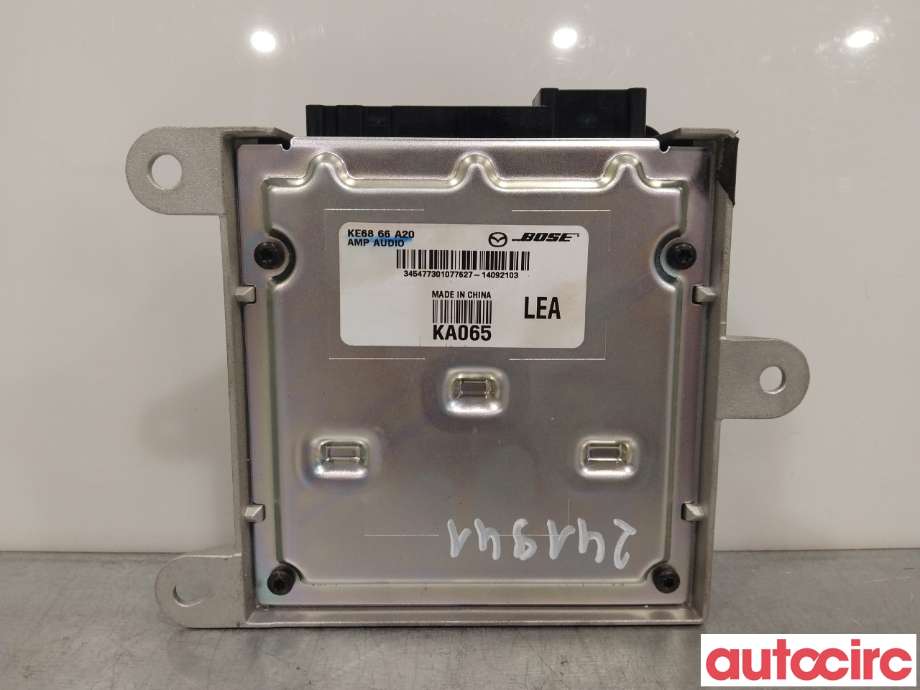 Bilstereo forsterker til Mazda CX-5 2012-2017 (Type I)  (MAZDA|KE68-66-A20)