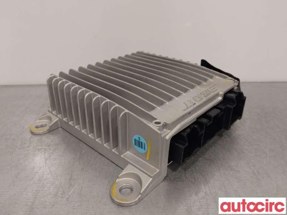 Bilstereo forsterker til Mazda CX-5 2012-2017 (Type I)  (MAZDA|KE68-66-A20)