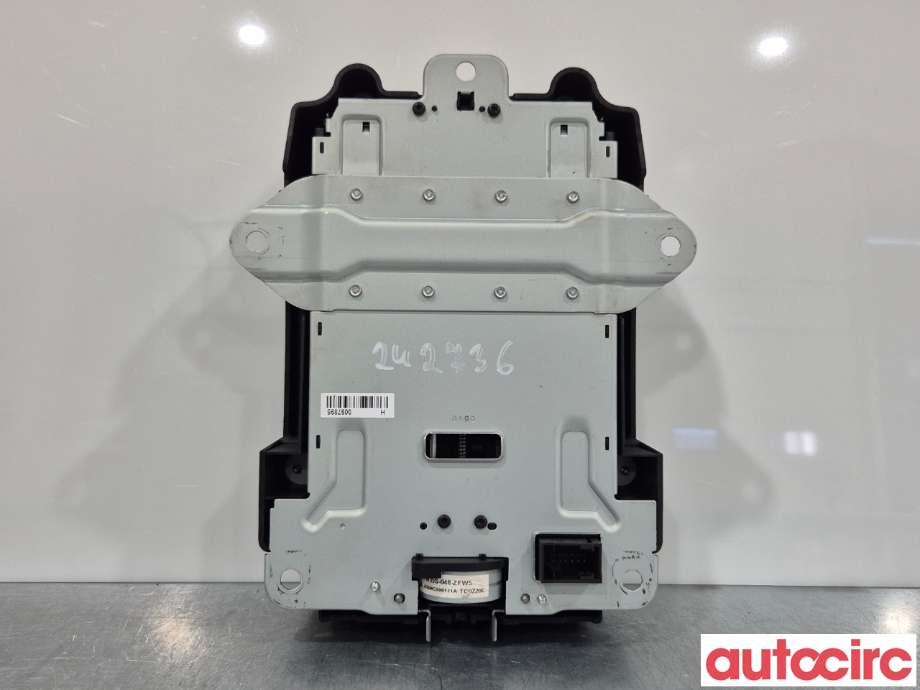 Instrumentpanel til Peugeot 5008 2010-2017 (Type I)  (PEUGEOT|6593K3|96665877ZD)