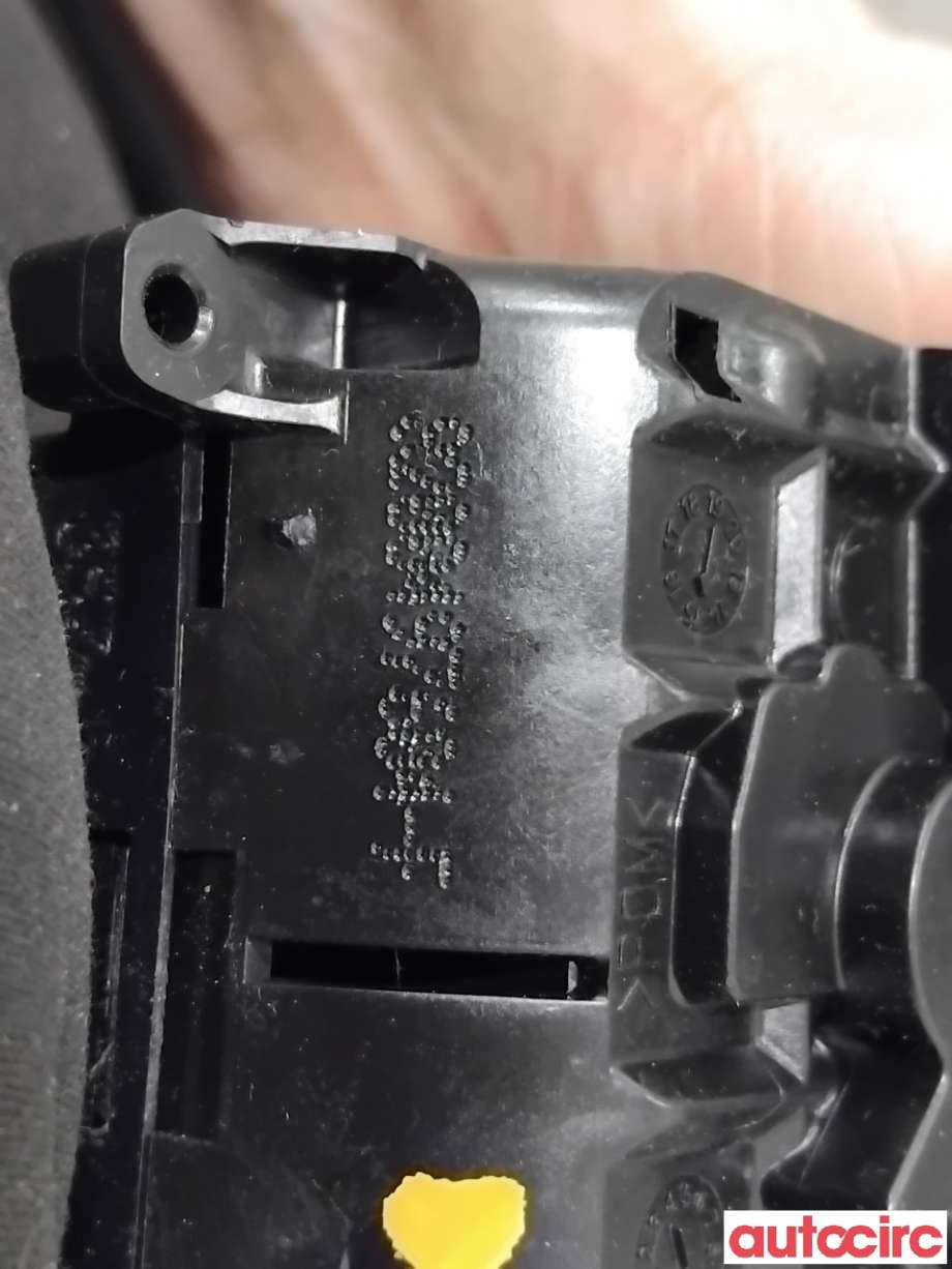 Låsekasse høyre foran til Renault Kangoo 2008-2021 (Type II) (RENAULT|8200497604|)