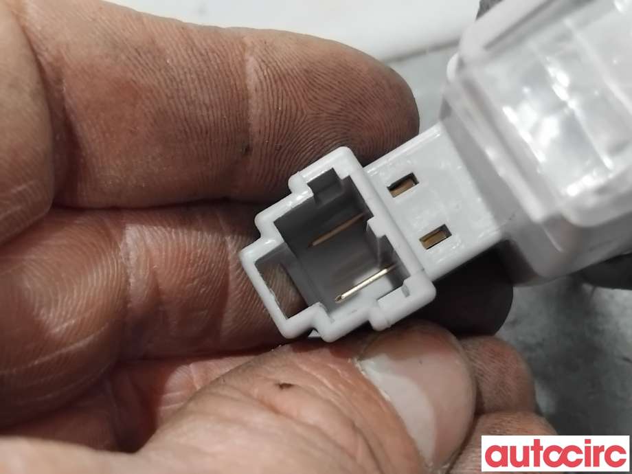 Skiltlys til Mitsubishi Outlander 2015-->> (Type III, Fase 2)  (MITSUBISHI|8341A009|)