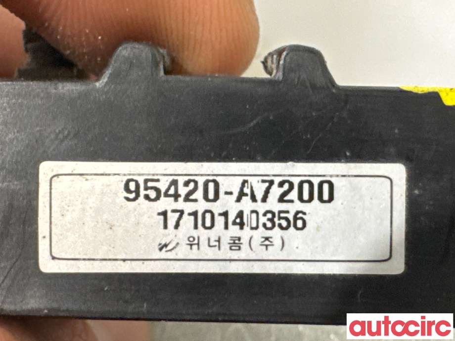 Diverse deler til Kia Soul 2014-2019 (Type II) (KIA|95420A7200||95420-A7200)