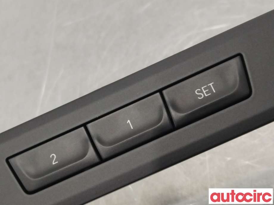 Bryterpanel førersete til BMW 5-Serie 2017-->> (G30/G31) (G30/G31) (BMW|61316826749|6826749)