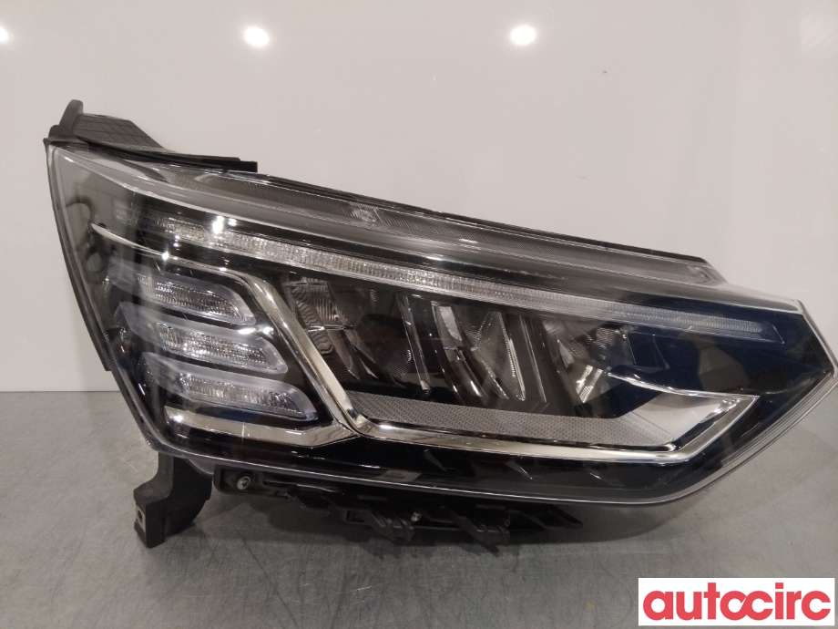 Frontlykt høyre halogen til SsangYong Korando, 2019-->> (Type IV) (SSANGYONG|8310237200)