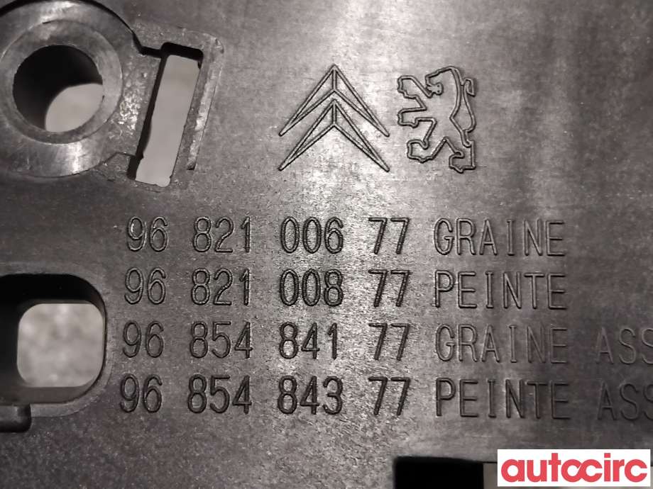 Diverse deler til Citroën Berlingo 2015-2019 (Type II, Fase 2) (CITROEN|9144F2|9682100677|98120933XT)