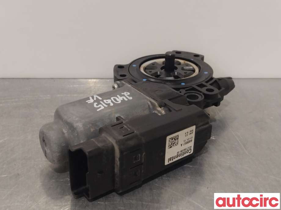 Ruteheis til Kia Sportage 2010-2016 (Type III)  (KIA|824503W010|A2C73659600)