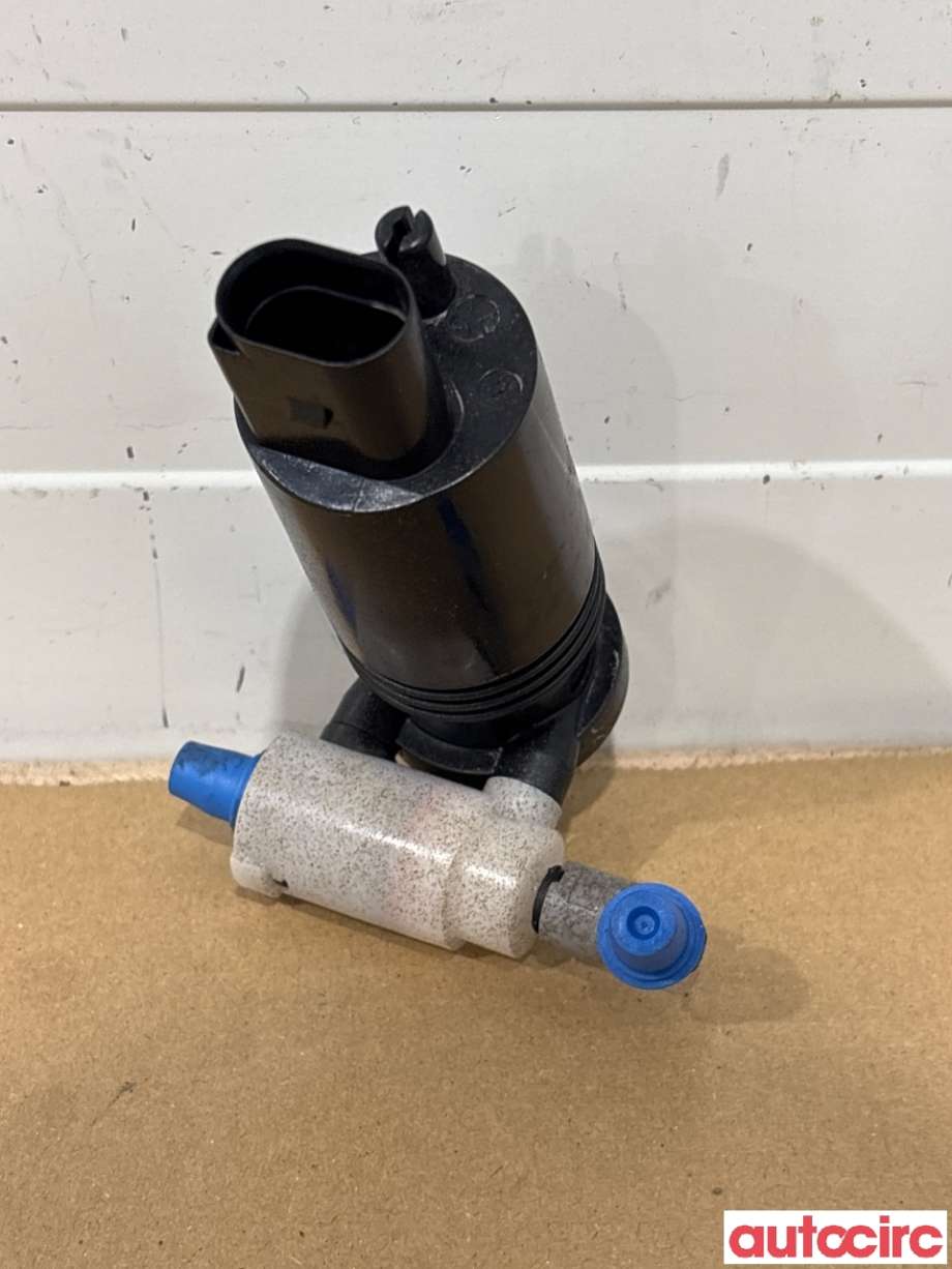 Spylerpumpe foran til Mercedes Vito, 2014-->> (W447) (W447) (MERCEDES|A0008690400)
