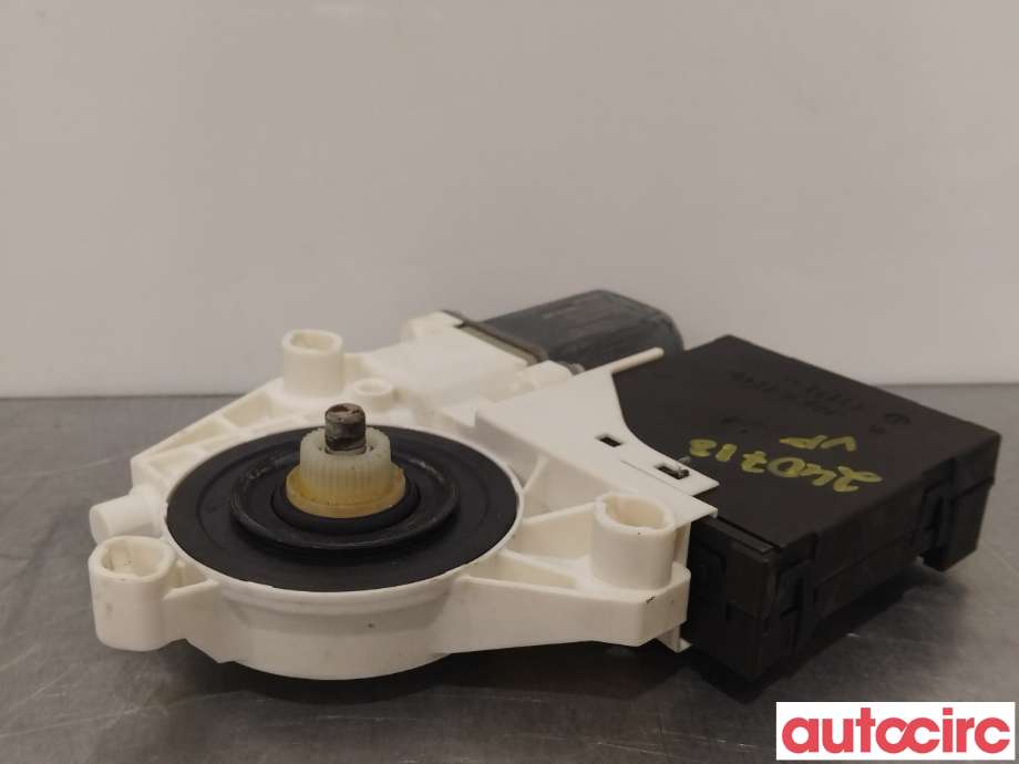 Ruteheis til VW Caddy 2015-2020 (Type III, Fase 3) (VOLKSWAGEN|2K5959701A|2K5959701)